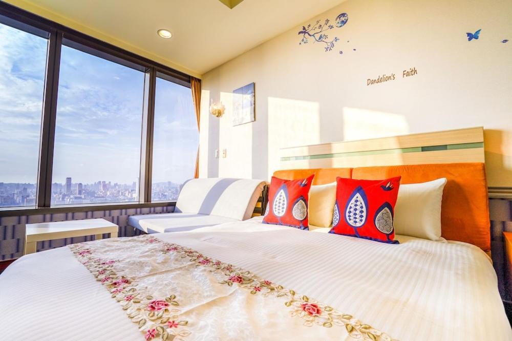 85 Leisurely Hotell Kaohsiung Exteriör bild