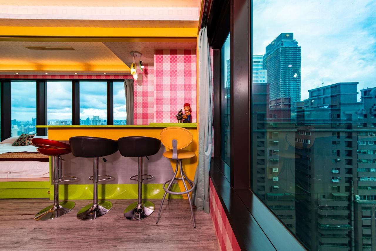 85 Leisurely Hotell Kaohsiung Exteriör bild